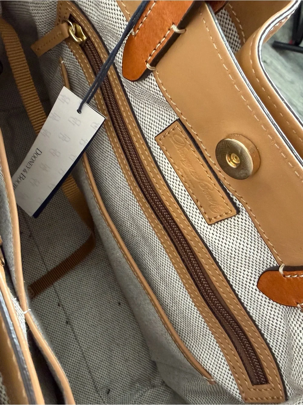 Dooney & Bourke Large City Barlow